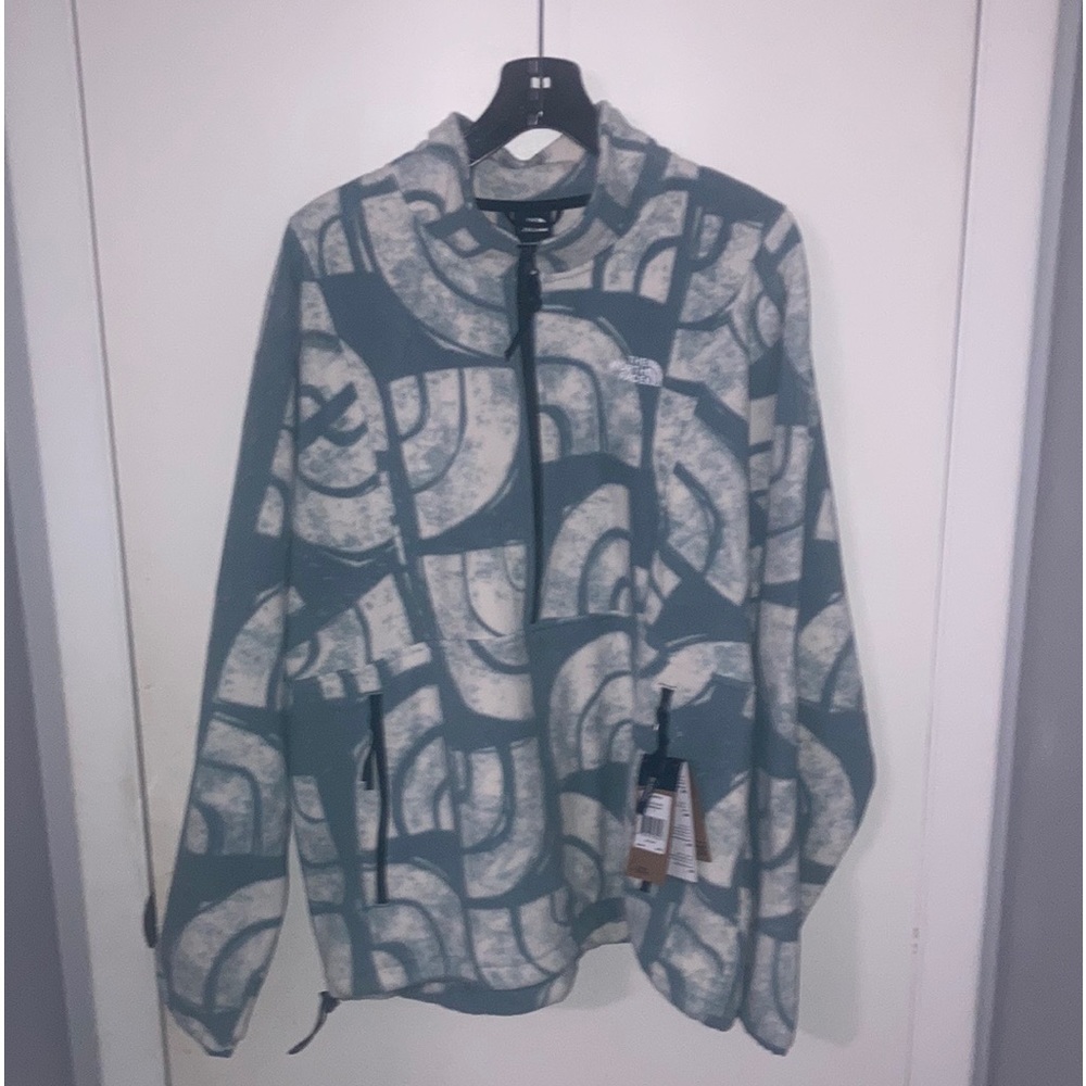 North Face TKA Attitude 1/4 zip Fleece
